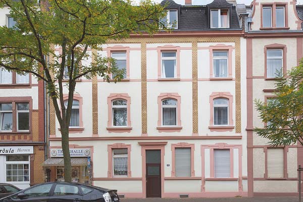 Wohn- und Geschäftshaus
Frankfurt